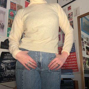 Vintage White Wool Sweater size small